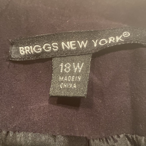 Briggs New York Very Deep Purple Blazer - Picture 5 of 8